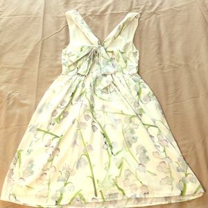 Floral spring tie back dress
